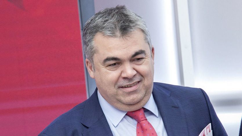 Santos Cerdán
