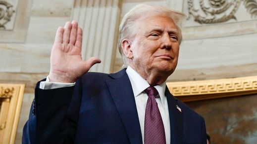 Trump, jurando el segundo cargo presidencial