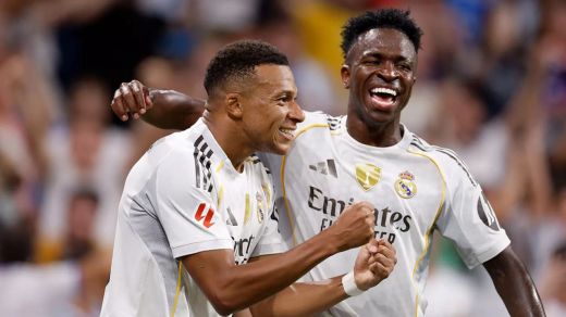 Mbappé y Vinicius celebran un gol del Real Madrid