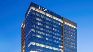 El BBVA reacciona mejorando de nuevo las condiciones de la opa al Sabadell: más dividendos