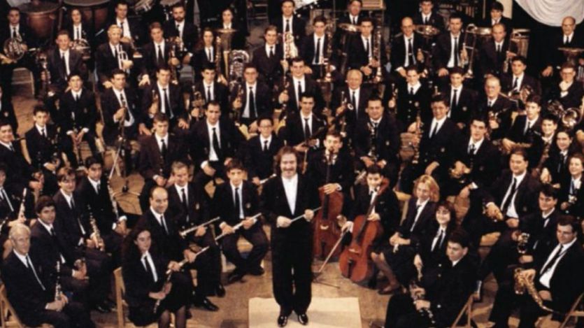 La Filarmónica Beethoven cumple ¡175 años! y lo celebra con un gran concierto dirigido por el excepcional maestro Luis Cobos