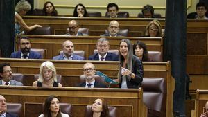Junts anuncia su voto favorable al decreto de embargo de armas a Israel, pero su aprobación sigue en el aire