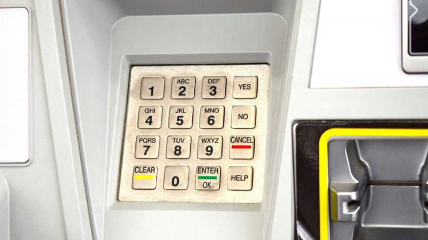 Usando cajeros automáticos