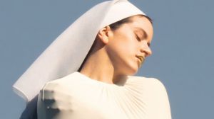 Rosalía revolucionó el centro de Madrid para anunciar su nuevo disco, 'Lux'