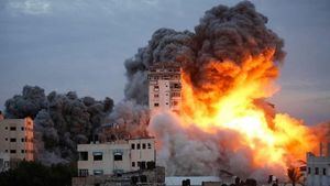 Israel deja niños muertos y viviendas bombardeadas con familias dentro en Gaza