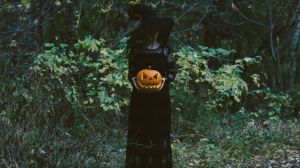 Alcalá de Henares alerta sobre fraude en la 'Marcha Zombie' convocada para Halloween