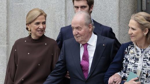 Juan Carlos I, rey emérito y las infantas Cristina y Elena