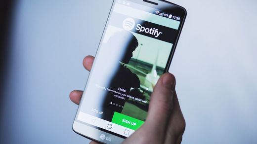 La app de Spotify en el móvil