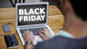 Consumo alerta con una campaña de posibles rebajas engañosas en 'Black Friday' y 'Cyber Monday'