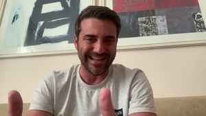 Alvise recrimina a Javier Negre su apoyo al ahora detenido presidente de la diputación de Almería