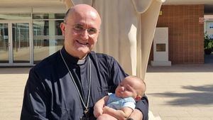 Guerra Iglesia-Estado: la Fiscalía pretende imputar al obispo Munilla y éste denuncia persecución