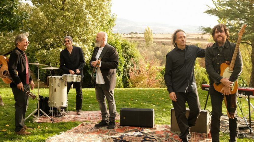 La banda Red Moon Yard publica su nuevo single, “Un mundo sin final” (videoclip)