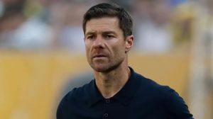El sinsentido del acoso mediático a Xabi Alonso: mejora las cifras de hace un año, pero...