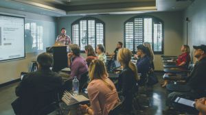 Nueva convocatoria de Becas de Excelencia en Madrid: plazos y cómo solicitarlas