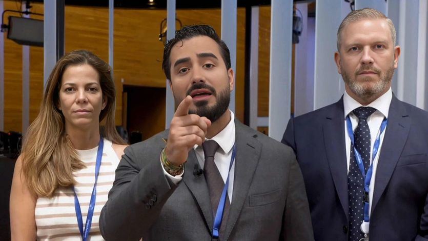 Alvise Pérez, junto a Diego Solier y Nora Junco en el Europarlamento