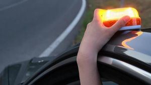 Aseguran que las pilas de las balizas V16 sólo duran 30 minutos en funcionamiento