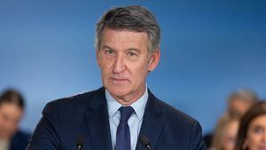 Feijóo quiere reformar la figura del suplicatorio para que no se pueda "amnistiar el sanchismo"