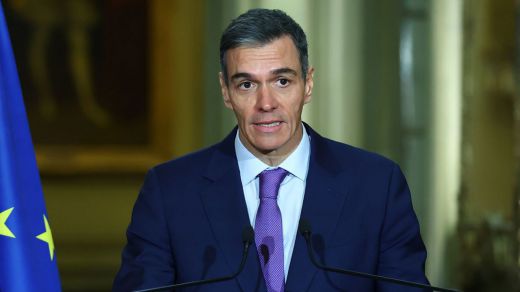 Sánchez, compareciendo en Moncloa