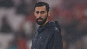 Aseguran que el vestuario del Madrid ya duda de Arbeloa y el club se plantea medidas urgentes