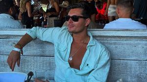 Las redes arden con la presencia de Vito Quiles en el acto de cierre de campaña del PP en Aragón