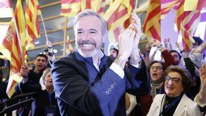 Azcón omite el fracaso en su meta de prescindir de Vox presumiendo ganar al 'sanchismo'