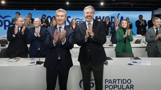 Feijóo y Azcón en la sede del PP