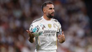 Hay 'caso Carvajal' en el Real Madrid: los motivos de Arbeloa para apartar al capitán