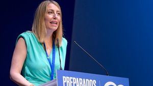 El alcalde socialista de Mérida sugiere permitir a Guardiola ser presidenta sin Vox