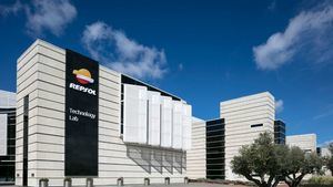 EEUU levanta restricciones petroleras a Venezuela y permite a Repsol reanudar sus operaciones