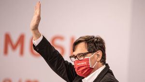 Tras un mes de baja, Salvador Illa retomará el lunes su actividad de manera presencial