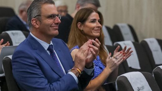 Ortega Smith y Carla Toscano