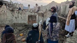 Pakistán y Afganistán entran en "guerra abierta": Kabul, bombardeada