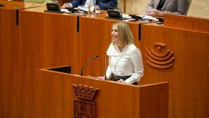 Sin sorpresas: Vox tumba la investidura de María Guardiola como presidenta de Extremadura
