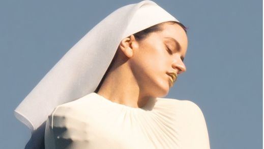 Rosalía, en la portada del disco 'Lux'