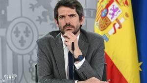 Urtasun cree que el Gobierno no corrió peligro y que Sumar sale fortalecido y "muy satisfecho"