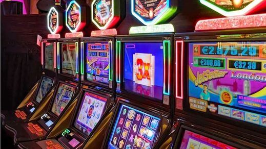 ¿Qué es la mecánica 'Infinity Reels' en las tragaperras de casino?