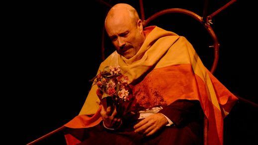 Jesús Rodríguez durante la representación de la obra en la Sala Círculo Benimaclet, de Valencia.