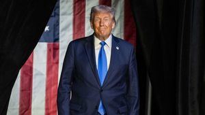 Trump asegura que Irán permitirá pasar a 20 buques petroleros por el estrecho de Ormuz