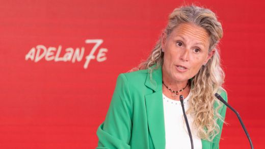 La portavoz del PSOE, Montse Mínguez