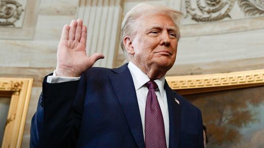 Trump, jurando el segundo cargo presidencial