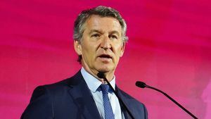 El PP refuerza su oposición a la regularización masiva y pide más rigor en antecedentes penales y policiales