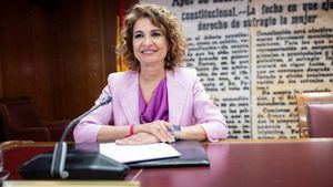 Montero, en el Senado: "Estoy aquí para que no hable del cáncer de mama y la Sanidad andaluza"