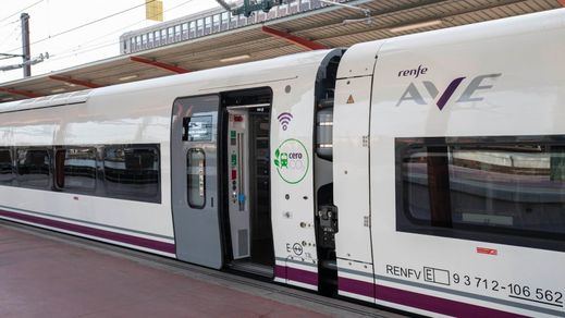 Tren AVE de Renfe