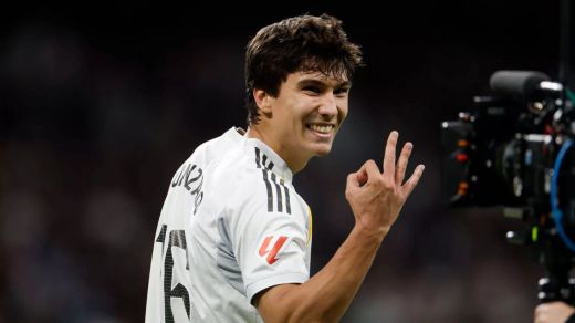 Gonzalo García celebra un gol