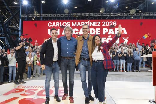Pedro Sánchez clausuró la jornada ‘Atrévete a construir Castilla y León’ junto al secretario general del PSOE CyL y candidato a presidir la Junta de Castilla y León, Carlos Martínez