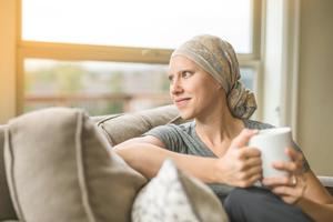 CaixaBank y la AECC promueven una campaña de donativos a favor de la investigación contra el cáncer y la asistencia a los pacientes