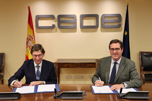 CaixaBank y CEOE acuerdan una línea de financiación para empresas de 30.000 millones de euros para los próximos 12 meses