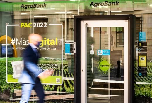 CaixaBank refuerza su apuesta por el sector agro y el entorno rural con la mayor red de oficinas y gestores especializados