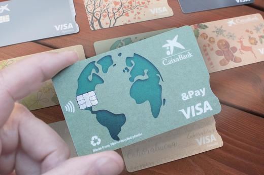 CaixaBank alcanza la emisión de 6 millones de tarjetas 100% recicladas en España