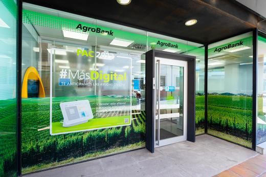 AgroBank ha financiado al sector agroalimentario con 14.415 millones de euros durante el primer semestre del año, un 85% más respecto al ejercicio anterior